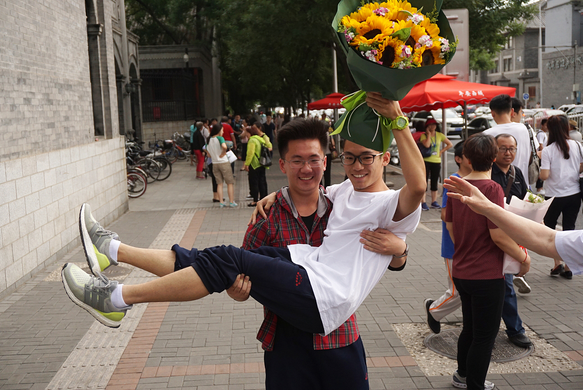 四川初中毕业生成绩不好怎么办？如何选择学校