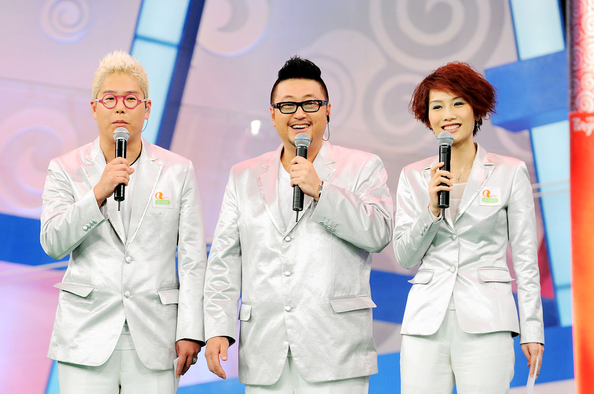 2008年8月8日,香港,《奥运开幕直播探班》活动.林晓峰,谷德昭,袁彩云+
