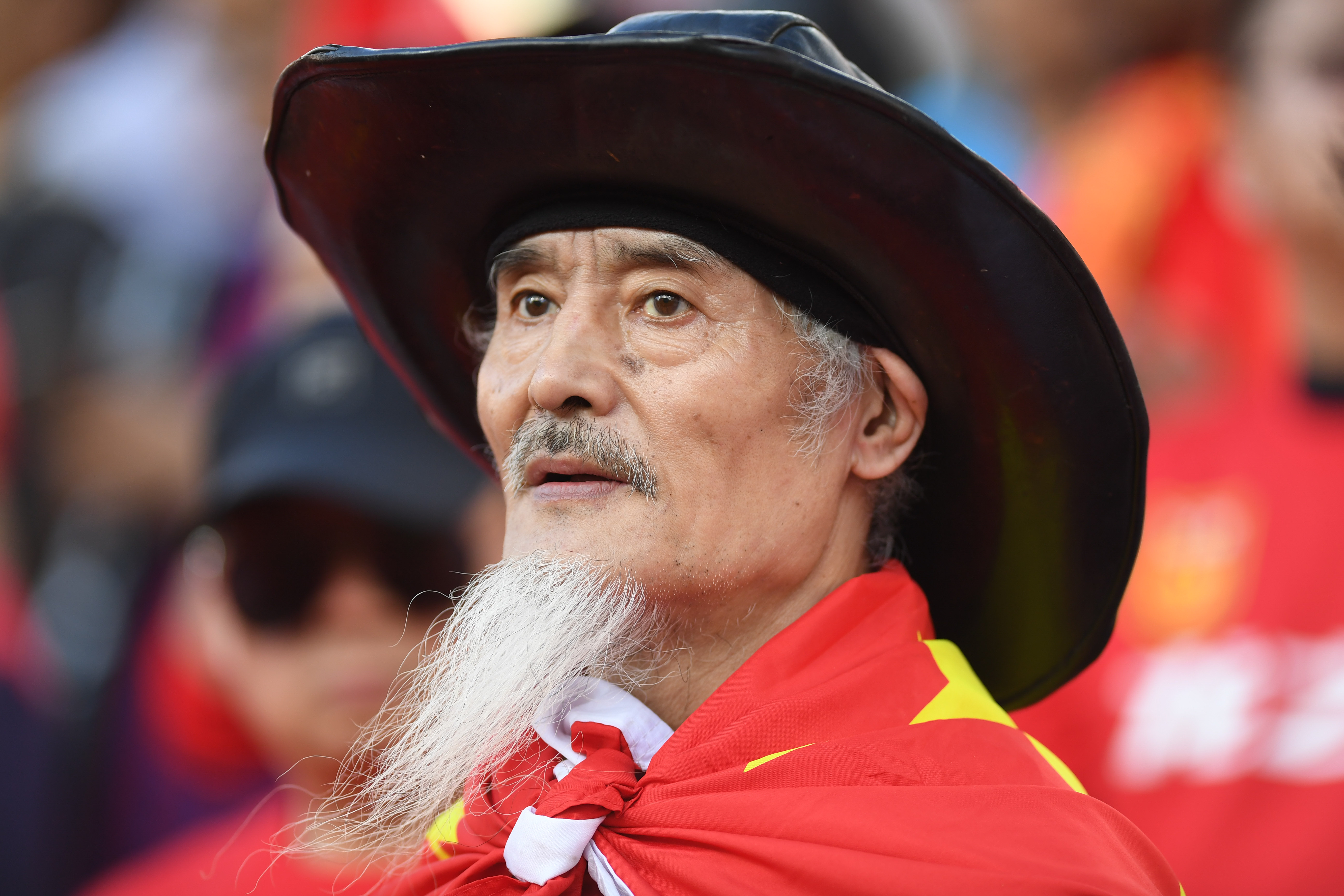 足球--小组赛:中国队对阵菲律宾队