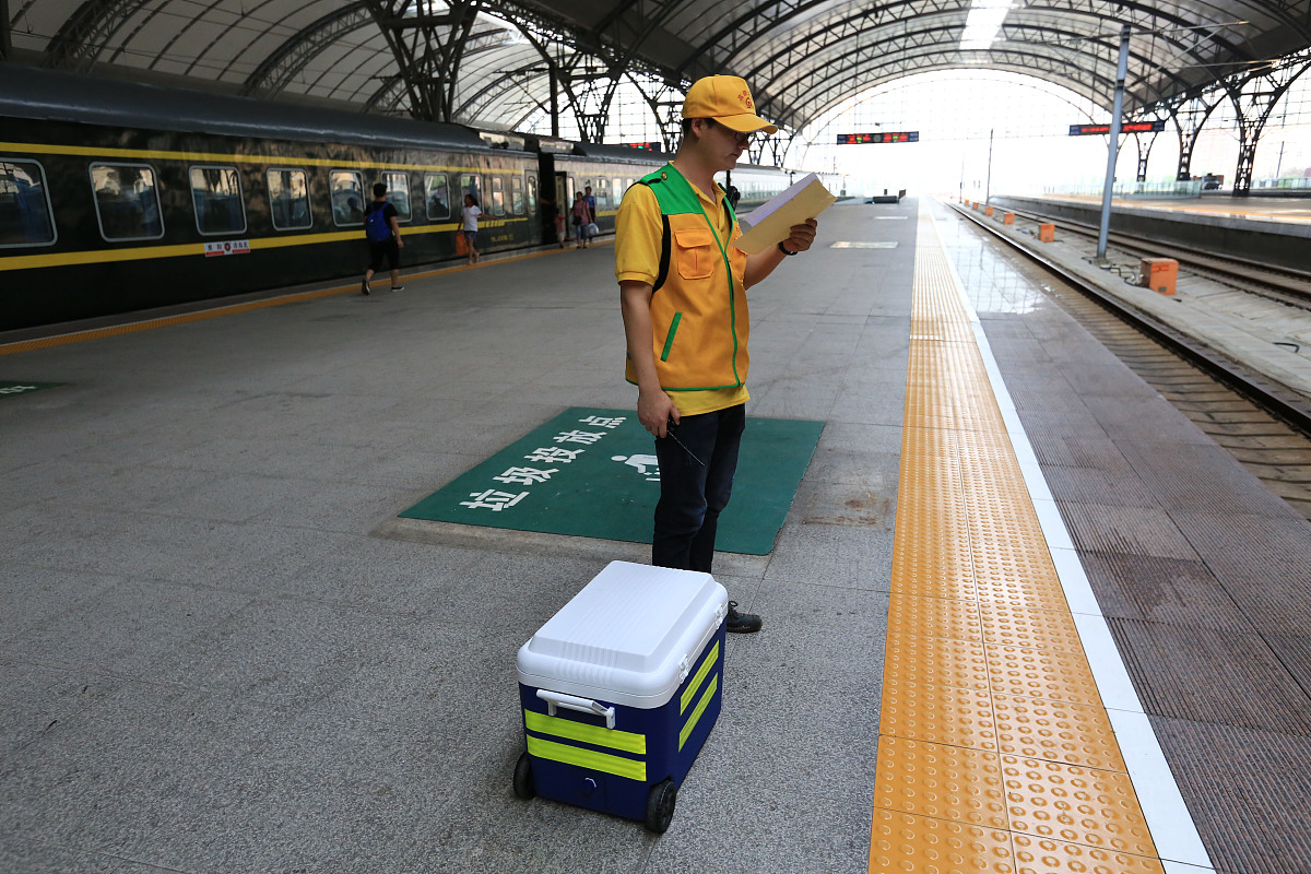 27 个高铁站可享外卖送餐服务，旅途用餐更便捷