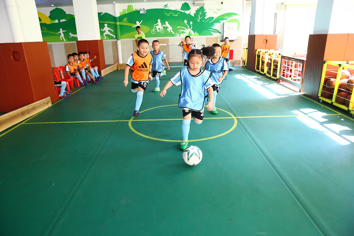 重庆市沙坪坝区地铁学校的费用