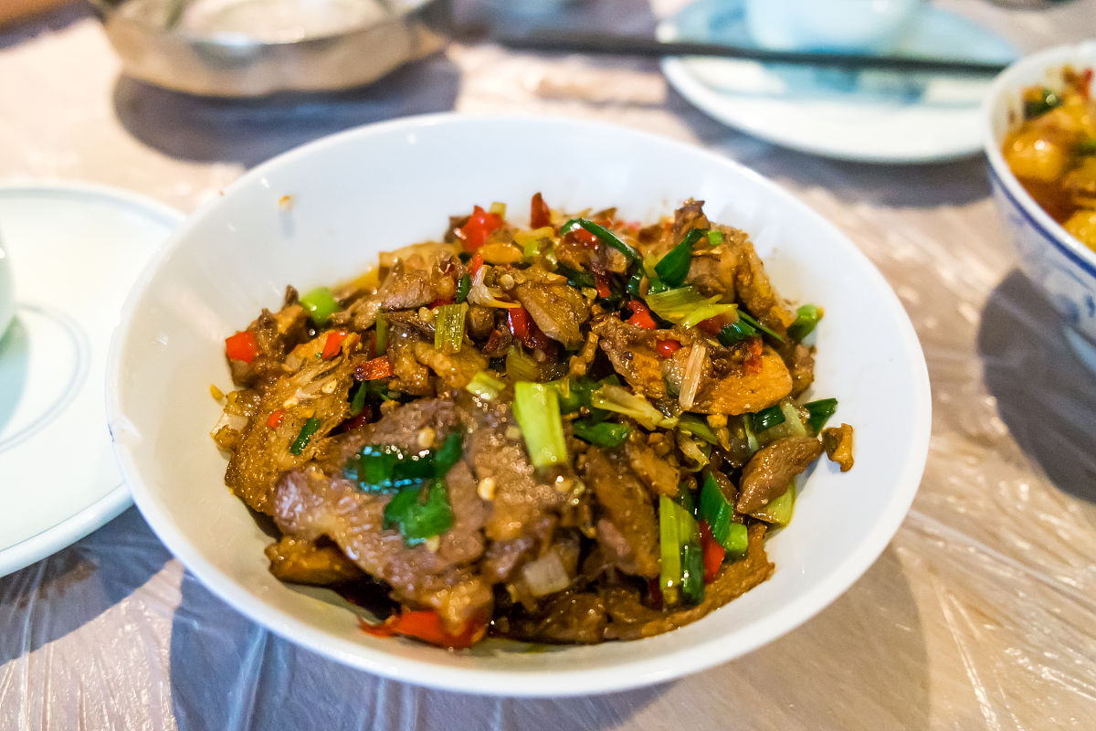 长沙美食探秘：从网红景点到地道美味，解锁这座文化之城的味蕾密码