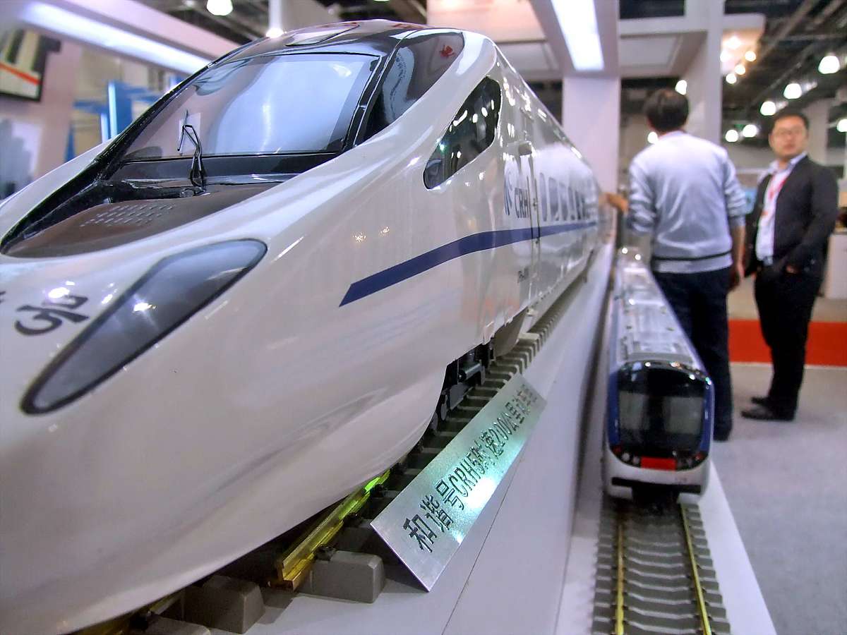 重庆机械电子技师学院轨道交通专业介绍 - 培养轨道交通领域高素质技术人才