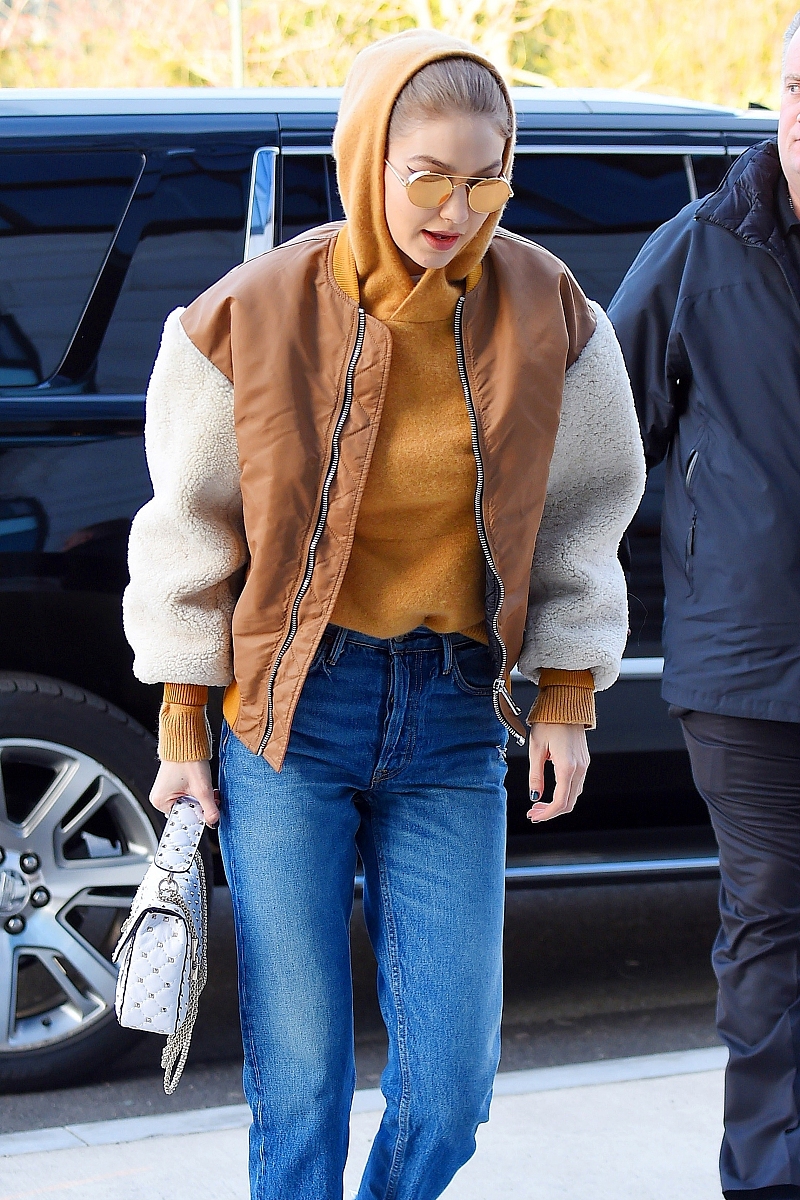 女生说'我们先做朋友吧'，她到底在想什么？