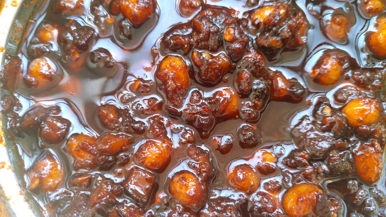 小范高汤美食系列,做米线香菇鸡丁酱一定少不了,沾馍拌面都好吃