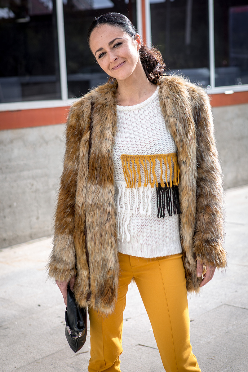 棕色派克服配什么颜色裤子好看？5种搭配方案推荐