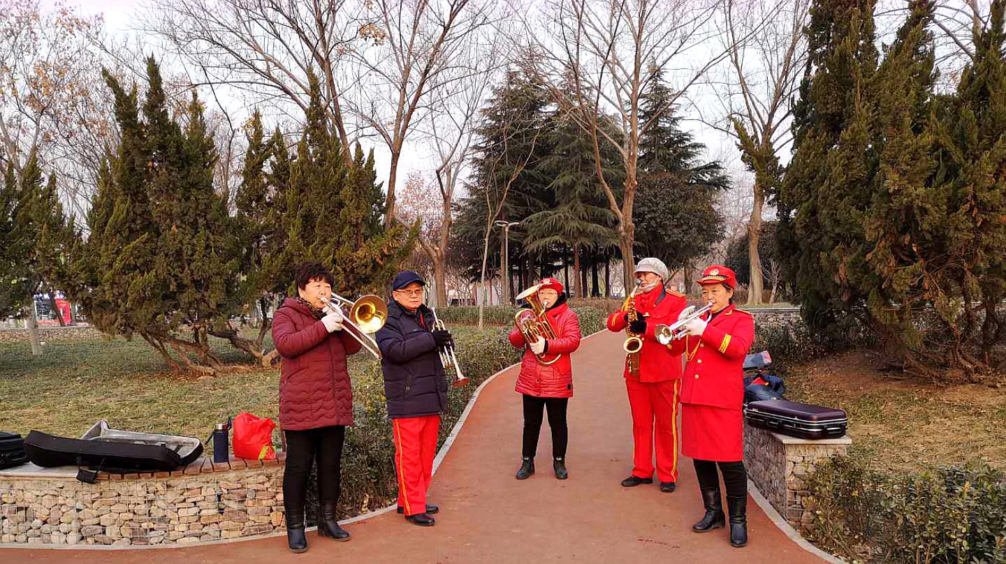 [图]海军进行曲——《人民海军向前进》正在排练中