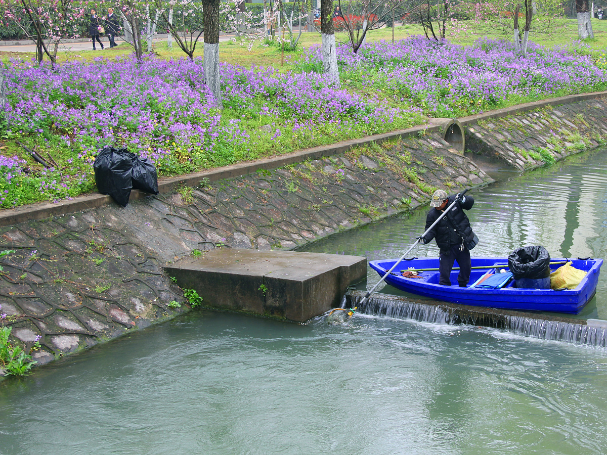 盐城市盐龙湖管理处：部门设置、人员与仪器配置及日常工作内容