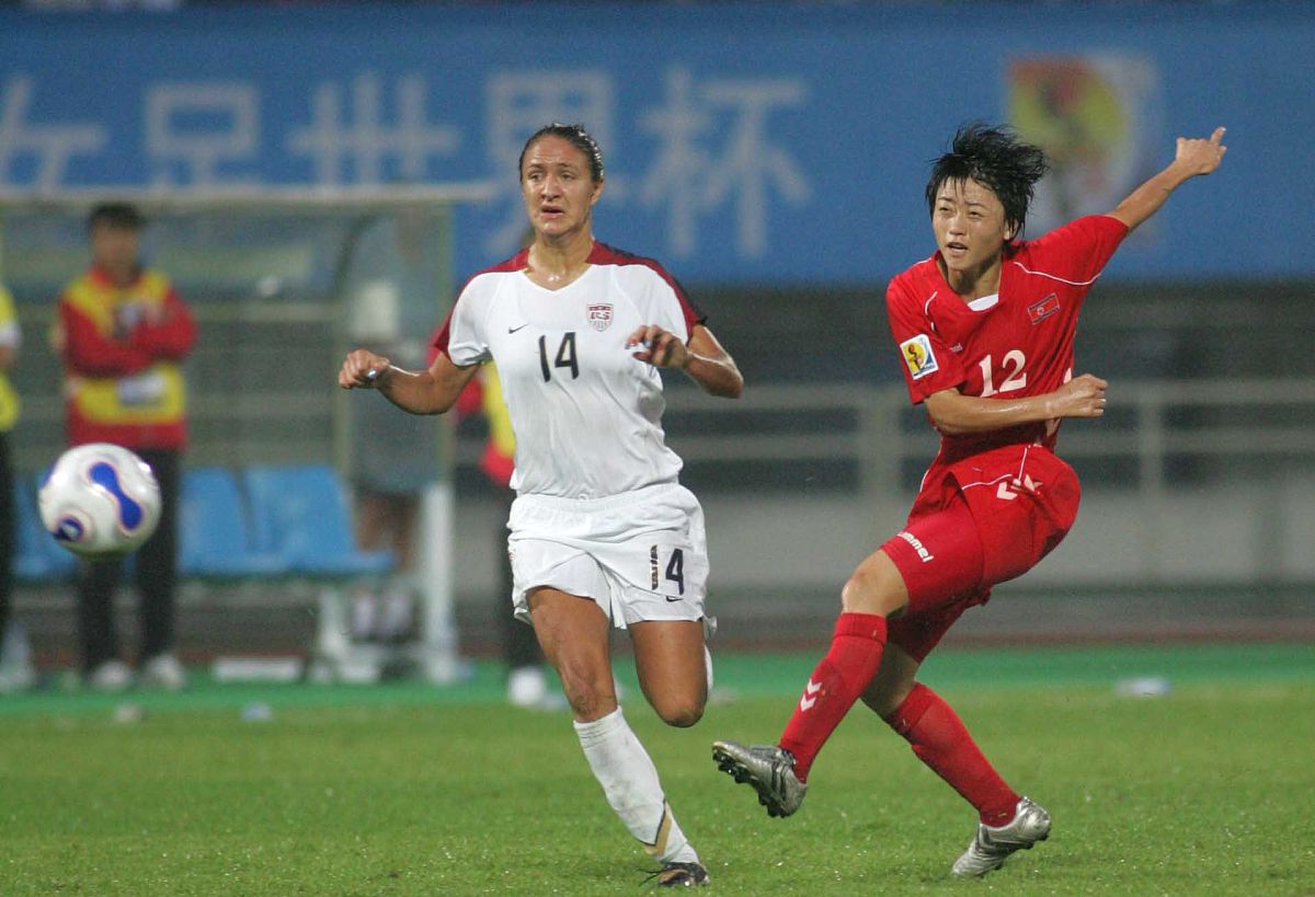 2007年9月11日,中国成都,2007女足世界杯b组小组赛,美国2-2与朝鲜队战