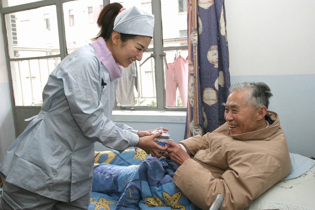 老人临终在家照护：如何安排房间？