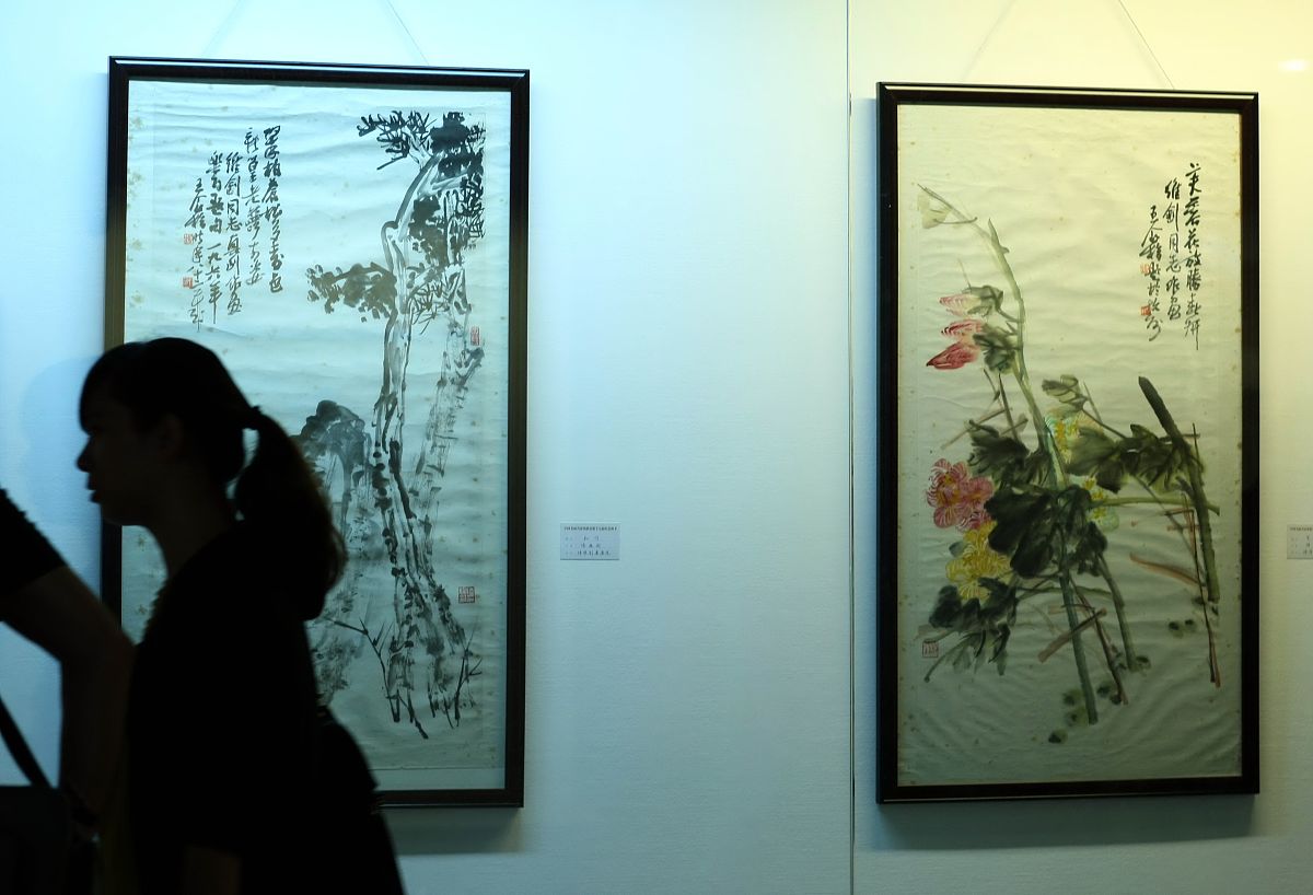 举一个例子和画画有关的穷则变变则通通则久50字内