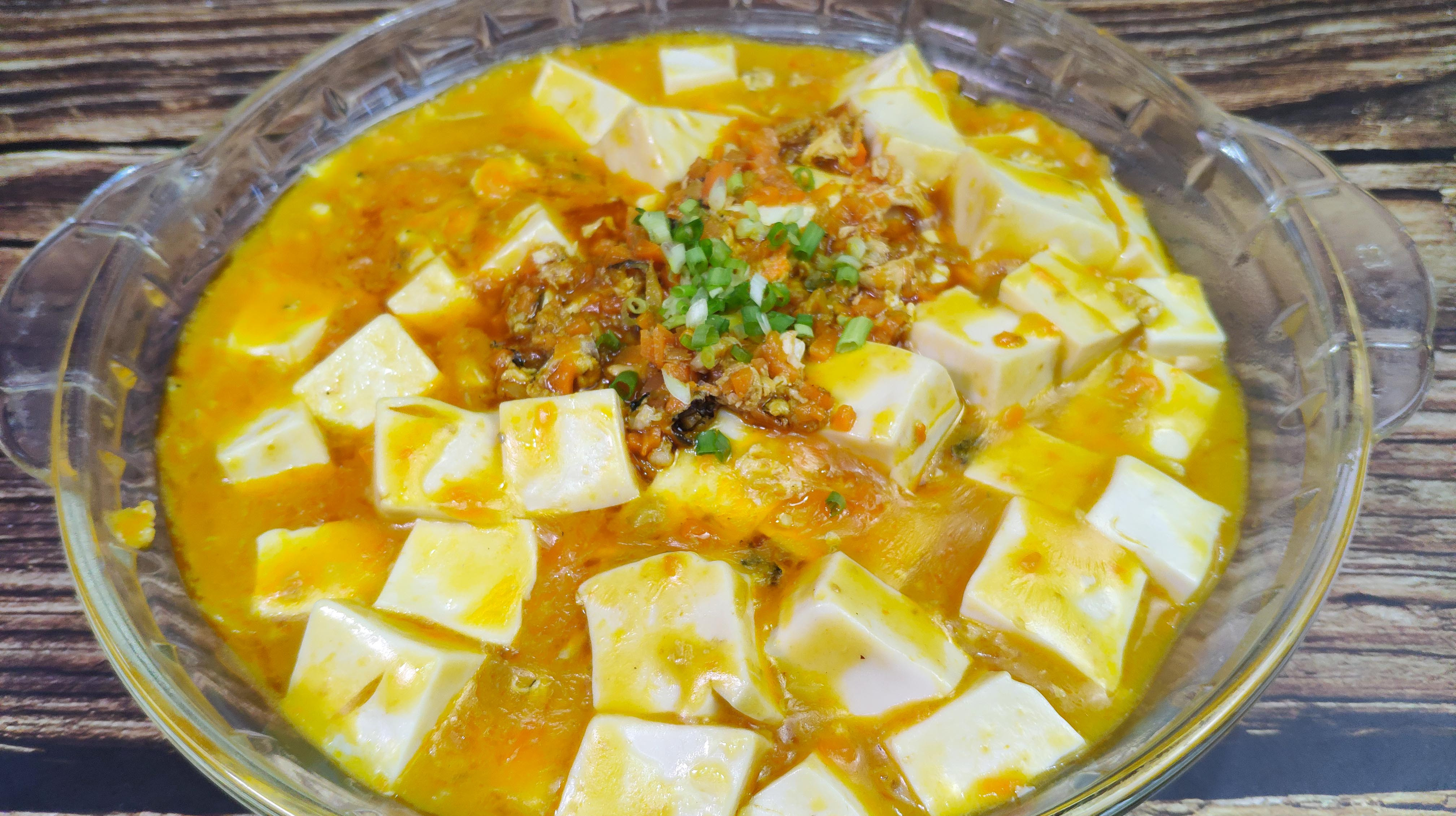 豆腐学会这样做,比肉还好吃,鲜嫩爽滑,看着都流口水!