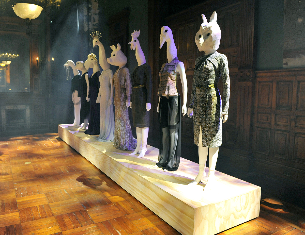 2012年9月7日讯,纽约,当地时间9月6日,2013纽约时装周(春夏):juan car
