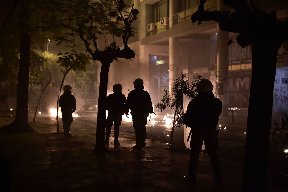 A村村级会计委托代理制度探析：定义与意义