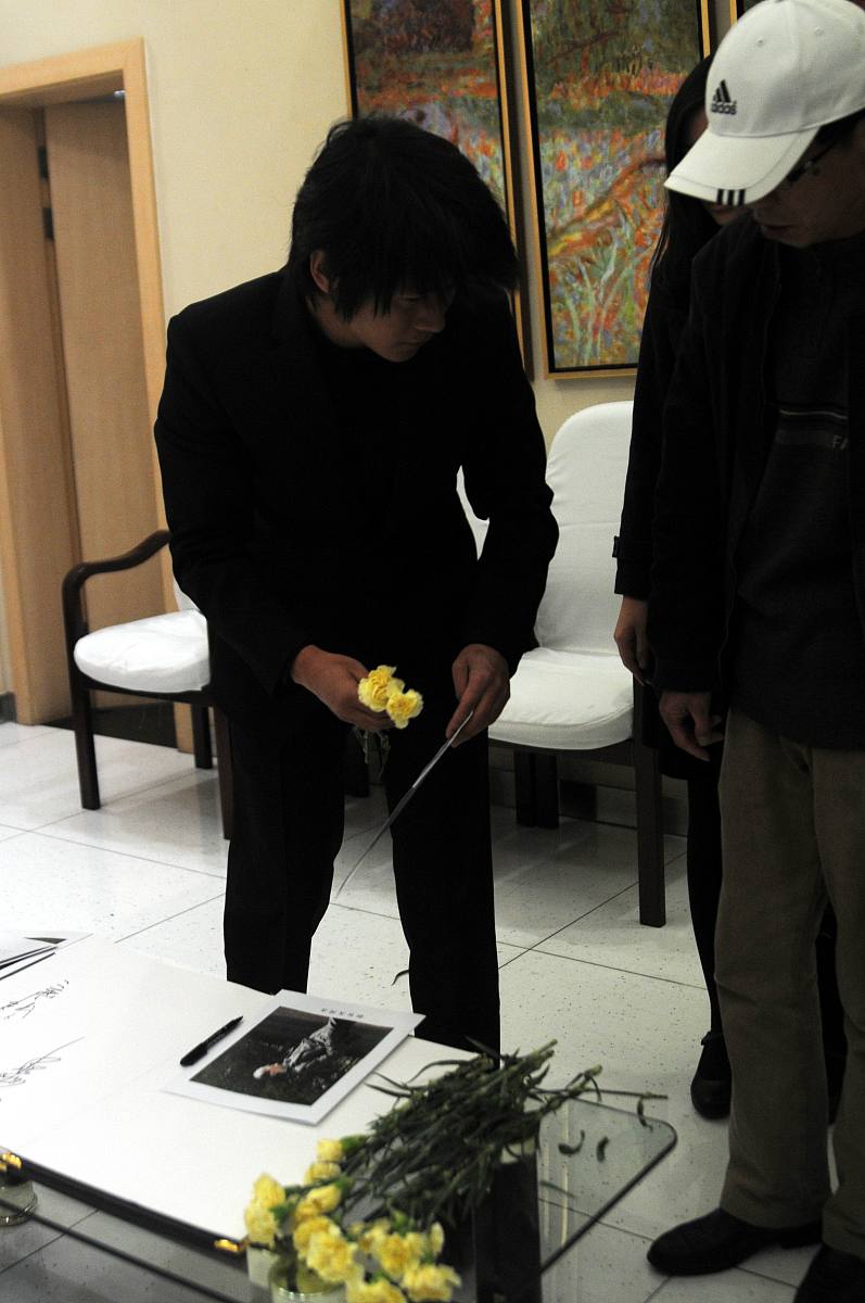 小学三年级作文我身边的热心人。字以内。use temperature of 18