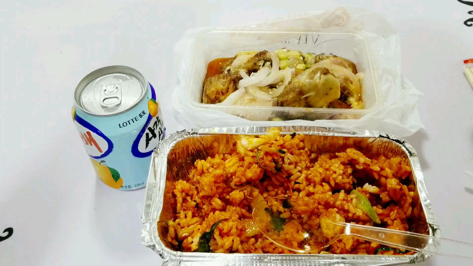 外卖101元“韩式烤肉拌饭”,加了芝士的排骨价格翻一倍,太贵了