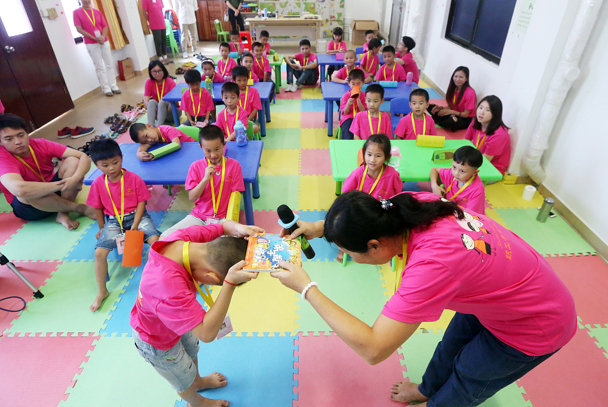 合肥2023年男生学什么幼师学校好-怎么样