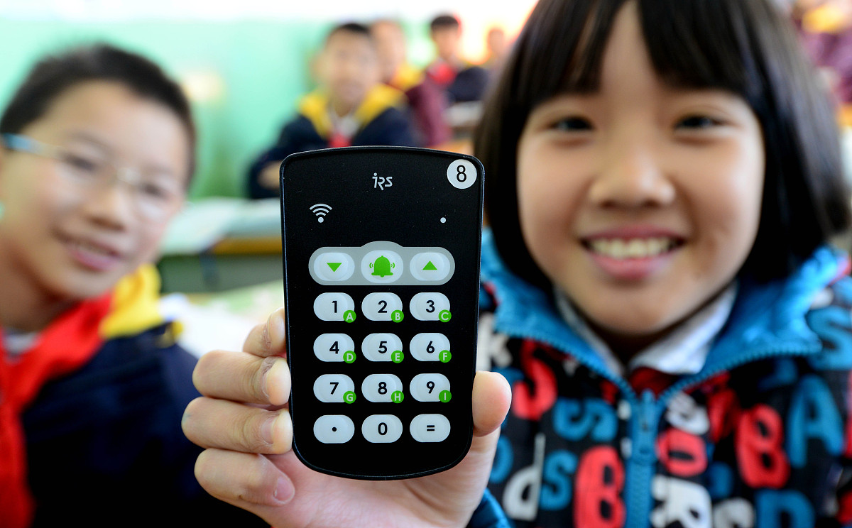 基于51单片机的八路抢答器设计论文8000字