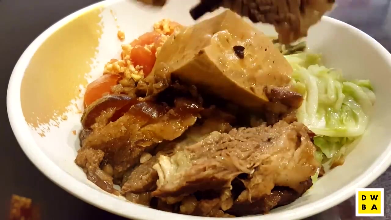 台北超牛的猪蹄店,招牌便当限量供应,超好吃