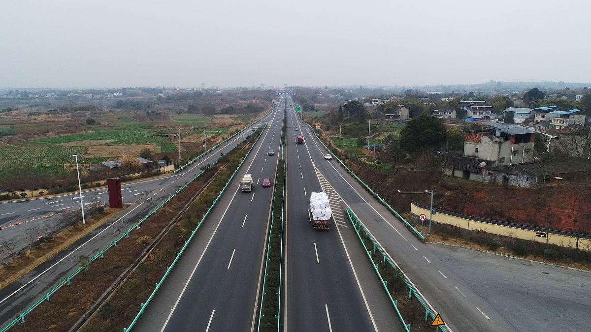 关于成都公路施工总承包新办详细过程字