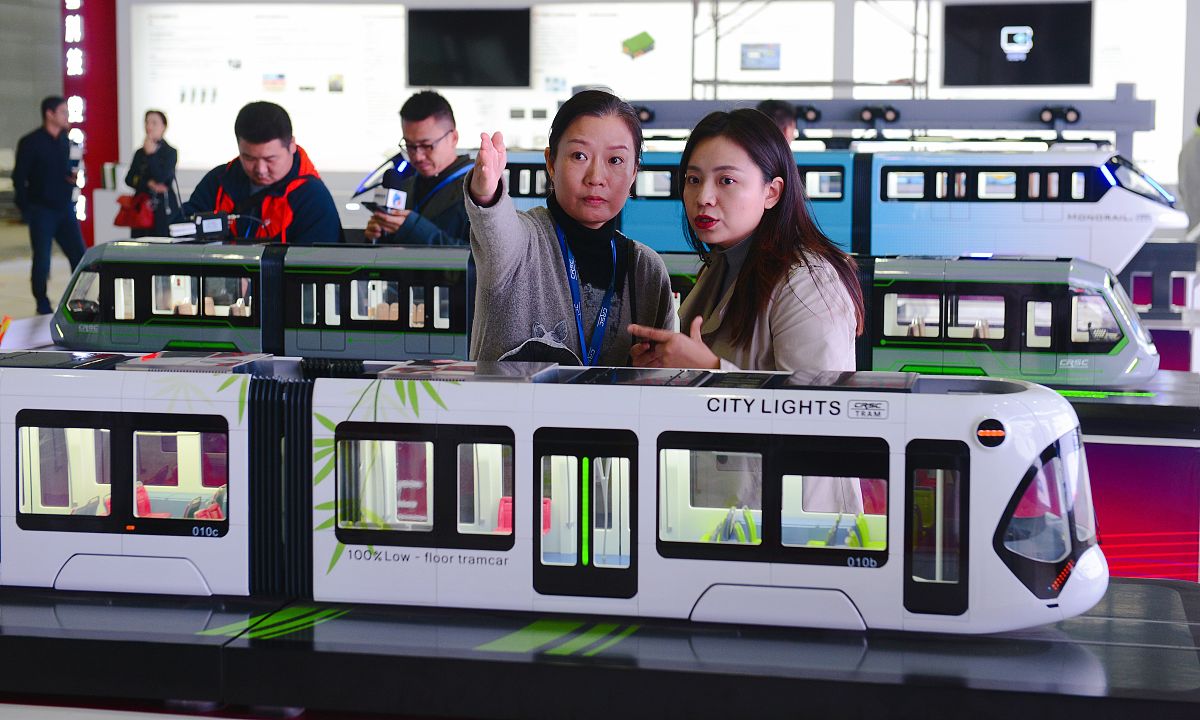 轨道车辆耦合动力学研究：概念、内容、模型及未来发展