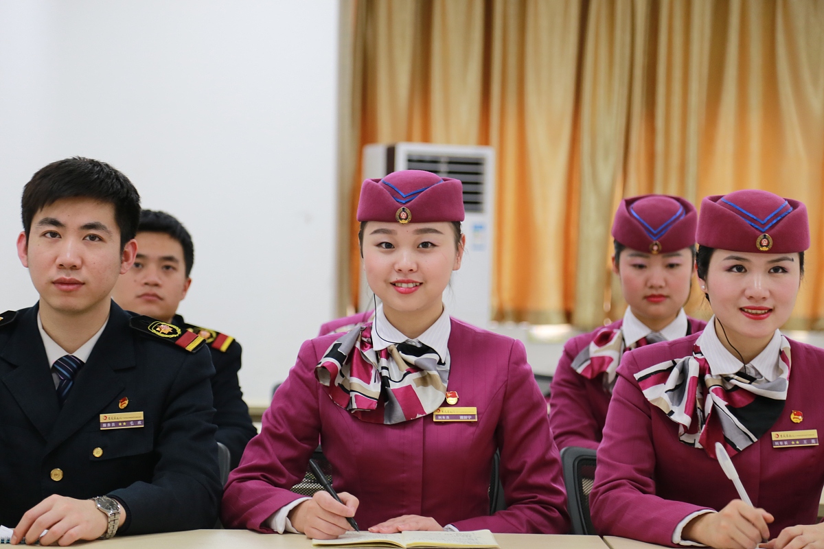 师资力量雄厚的成都铁路工程运输学校欢迎您