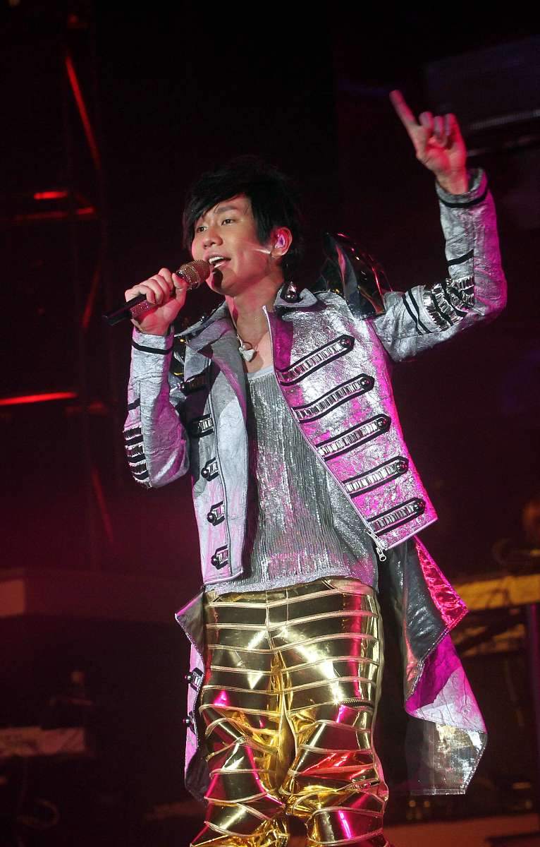 2010年8月28日,上海,唱作天王林俊杰继举办"i am"世界巡回演唱会第二