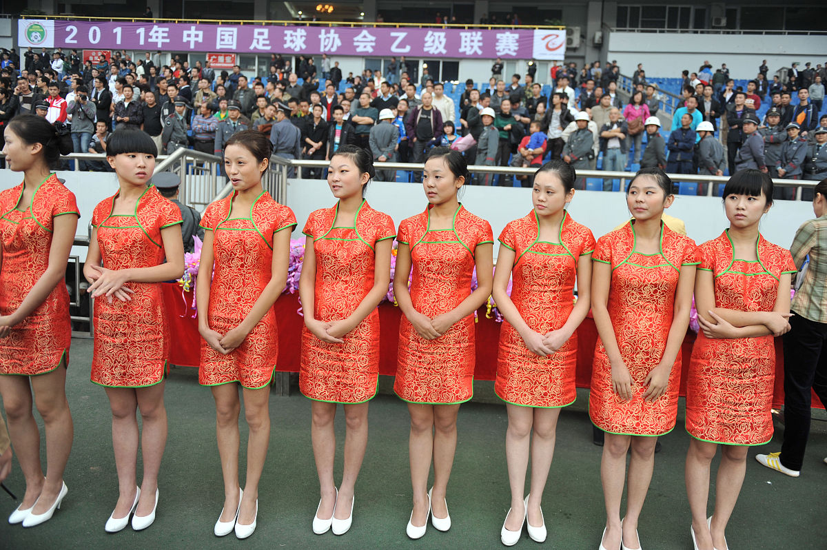 重庆行知技师学院礼仪会展与服装展示有3+2五年制大专吗