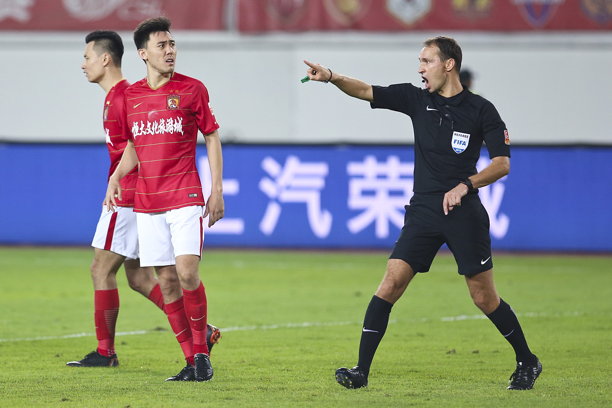 2018中超第28轮:广州恒大淘宝4-5上海上港