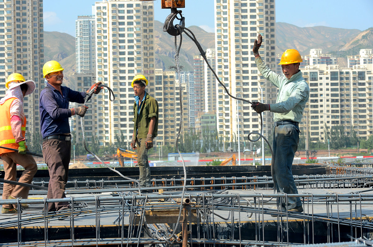 施工公司服务体制保障：质量、安全、项目管理全方位解析