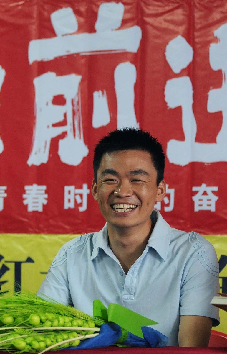 2008年6月29日,北京,王宝强自传《向前进》举行记者会暨签售会.+++_++