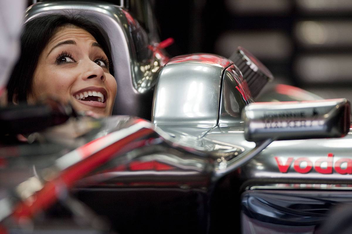 女友是幼师，我做厨房，她要我答题测试，怎么回？