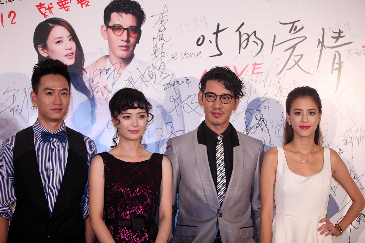 大陆电影《致我们终将到来的爱情》讲述的是什么故事？