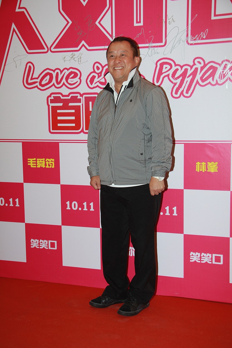 2012年9月20日,香港,新片《男人如衣服》在香港举行首映礼.***_***+++