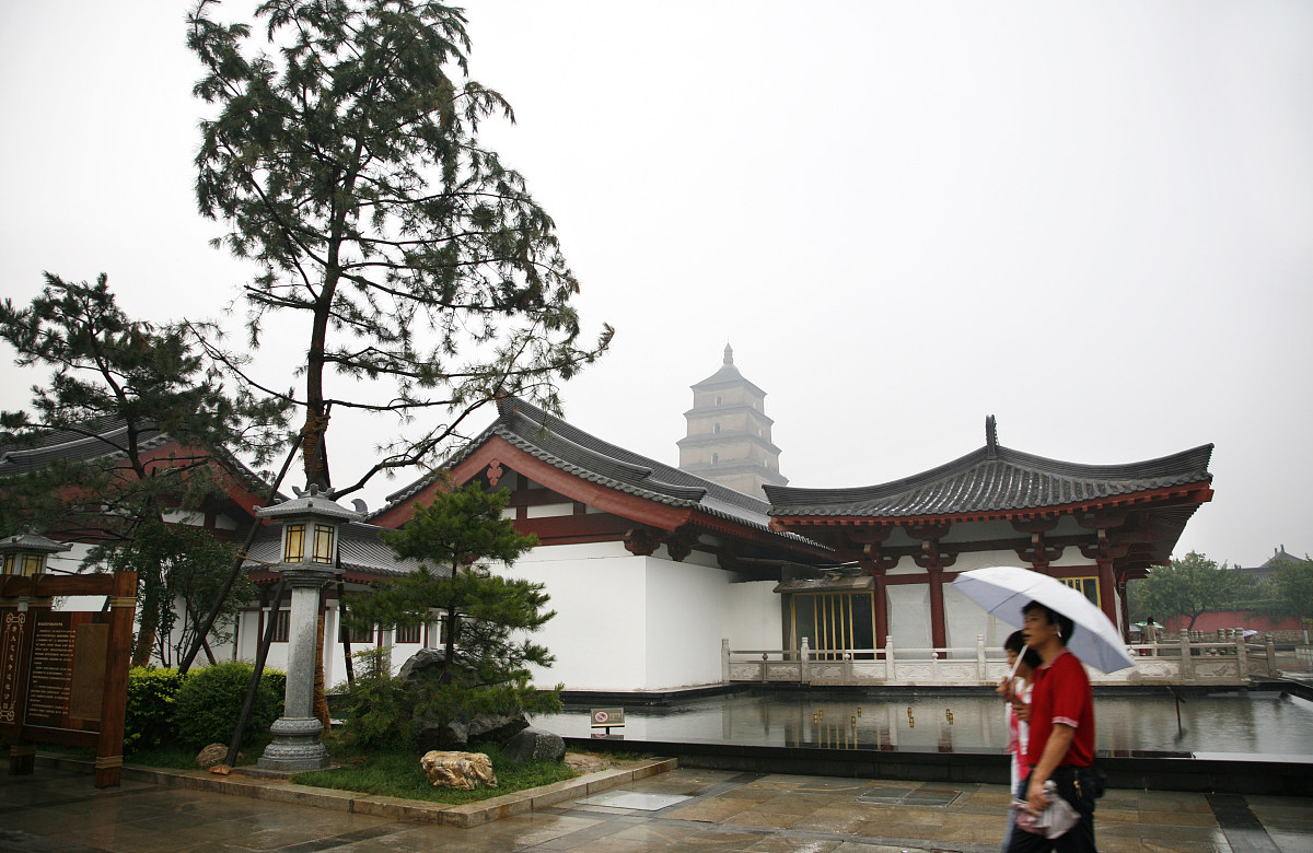 陕西省建筑职工大学建筑监理专业怎么样？优势、不足及就业前景分析