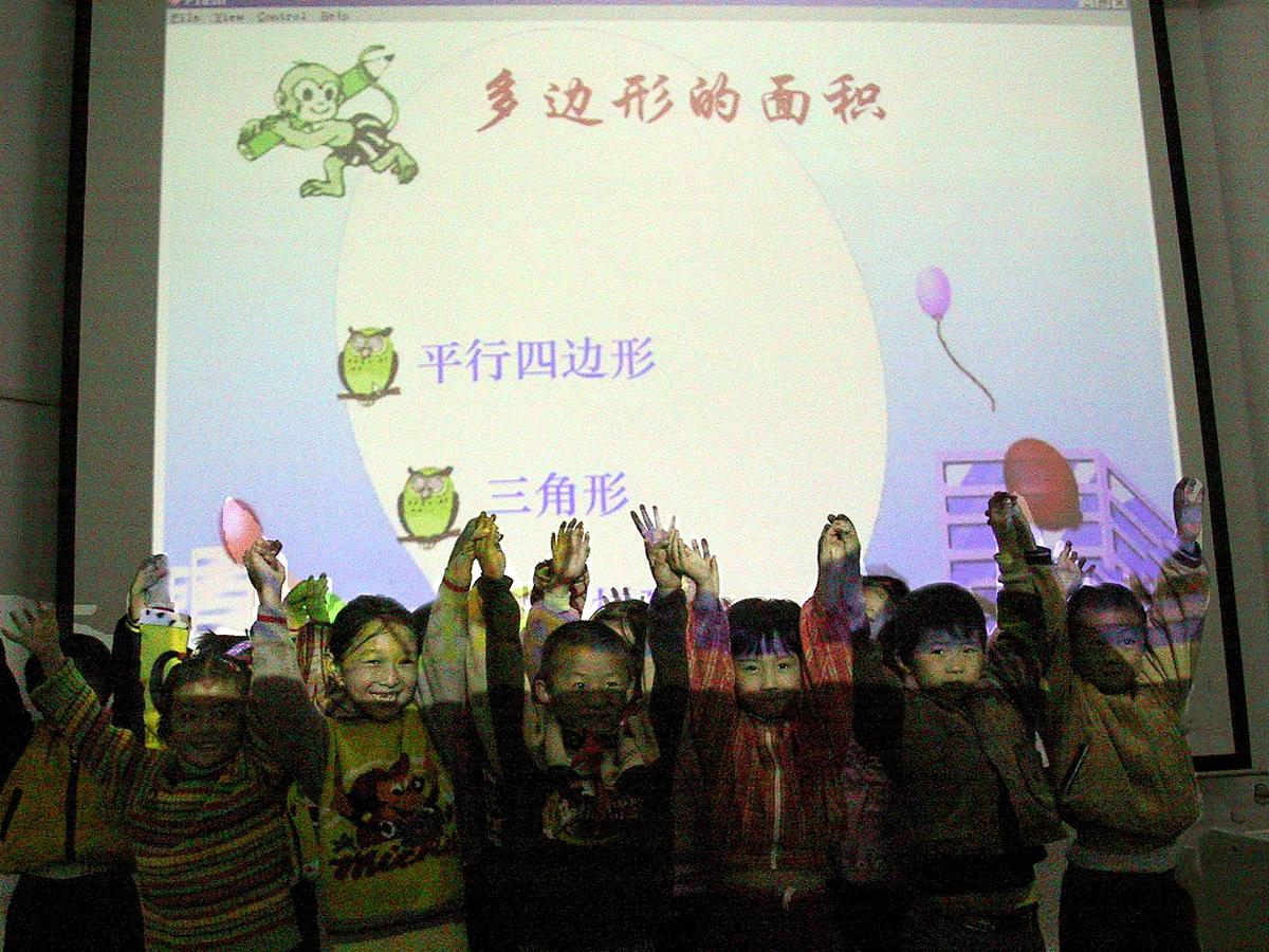 学校举办了丰富多彩的艺术节比赛小宝自感技不如人怕给班级丢脸而不愿参赛在老师和同学的一再鼓励下报名参加通过努力获得了艺术之星称号。小宝最初不愿参赛的原因在于 ①缺乏兴趣和情趣②自信心不足③懂得知耻与自尊④未能正确与老师交往⑤缺乏好奇心⑥尊重同学放弃竞争说明选项②③正确的原因并逐项说明其他选项错误的原因