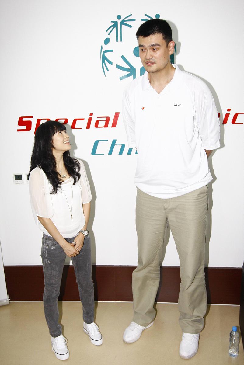2011年7月9日讯,姚明的娱乐情缘.***_***章子怡,姚明+++_+++姚明纳什