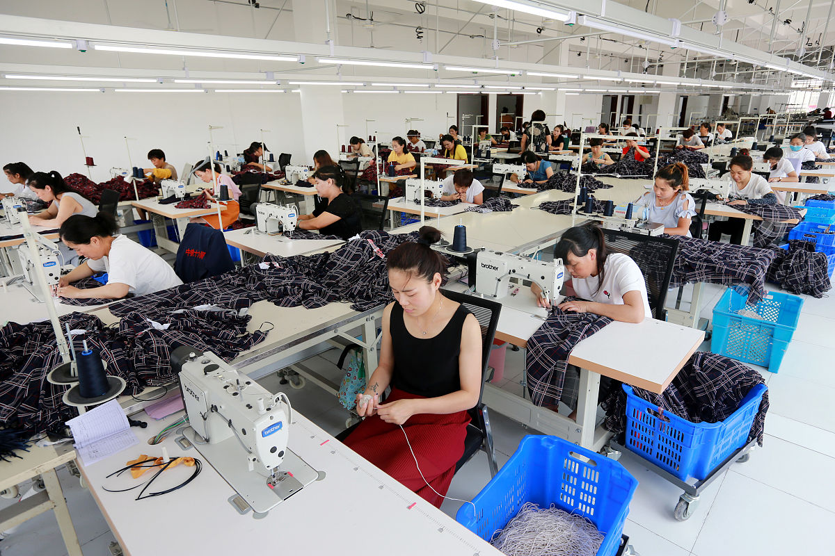 服装制作与生产管理前景如何