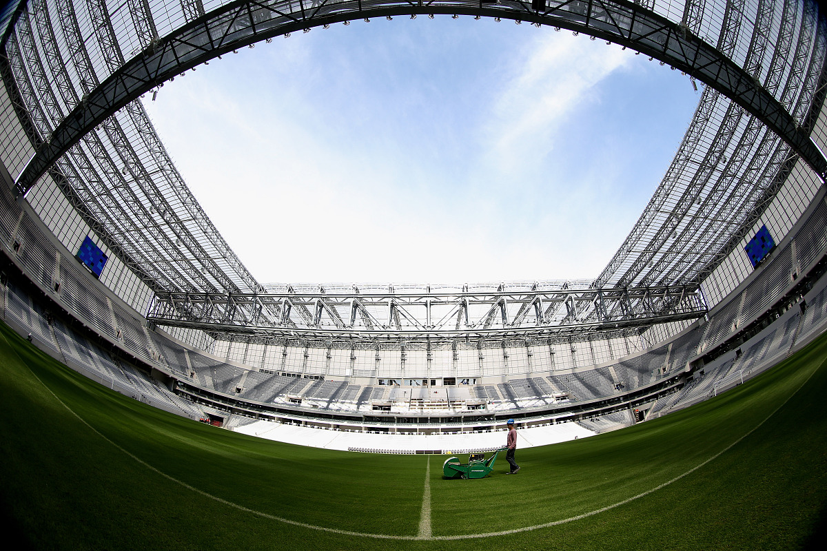 2014年5月21日,巴西库里蒂巴,fifa官员视察2014世界杯体育场——拜沙