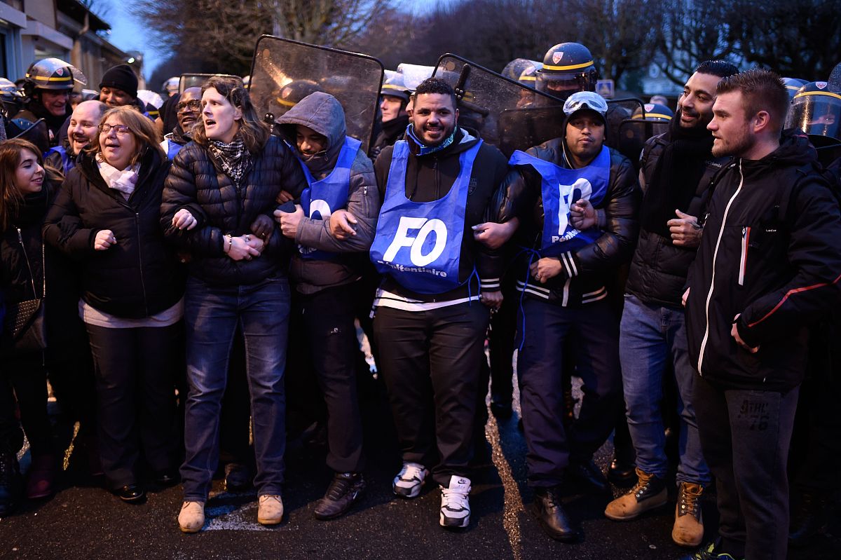 贵州初中生读铁路专业好吗？优势和劣势分析