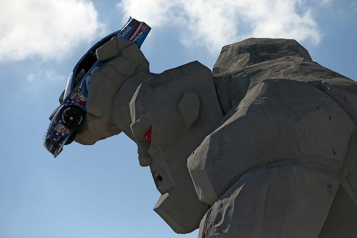 torch20有transformer模块学习torch20文档用他写一个分类例子。