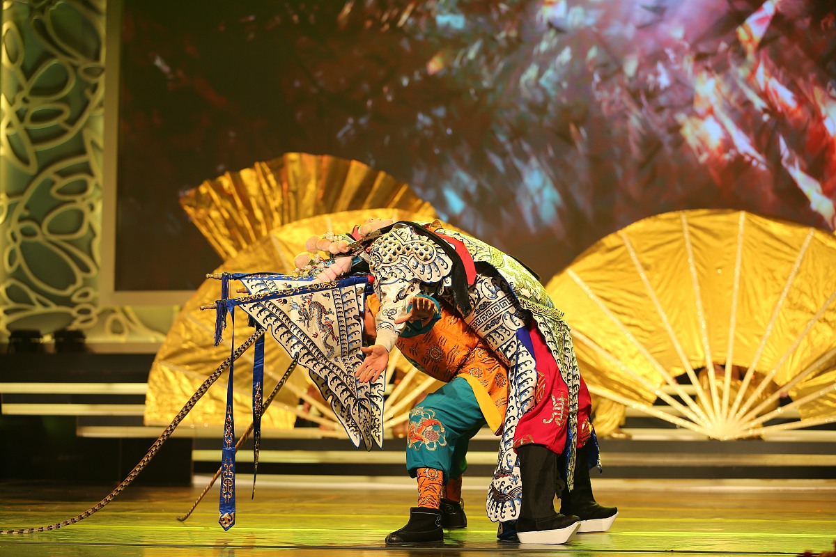 唐山艺术学校专业设置：音乐、舞蹈、美术、戏剧等