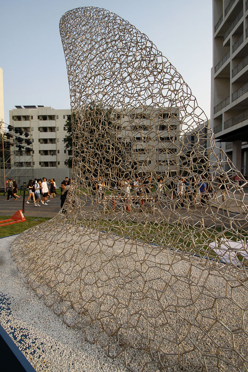 丑陋之美：用镜头捕捉现代化的真实