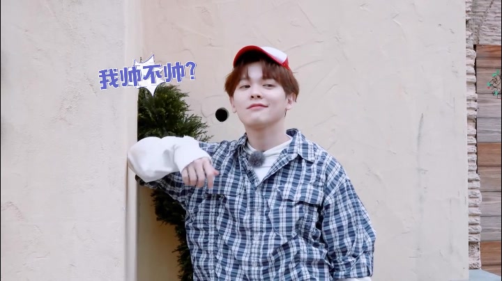 奇妙的食光:尤长靖参加赛车表演“凹造型”,朱正廷看不下去了