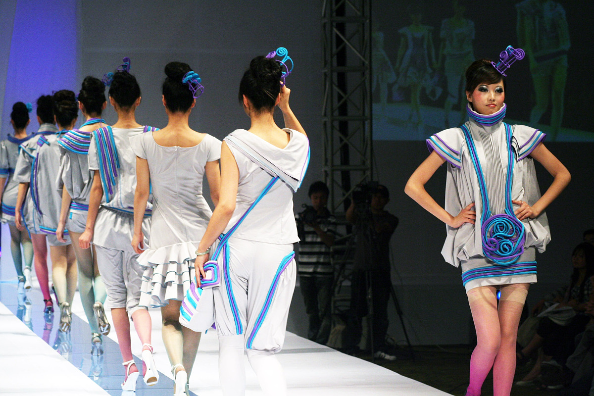 2020年重庆科技职业学院服装设计与表演专业招生