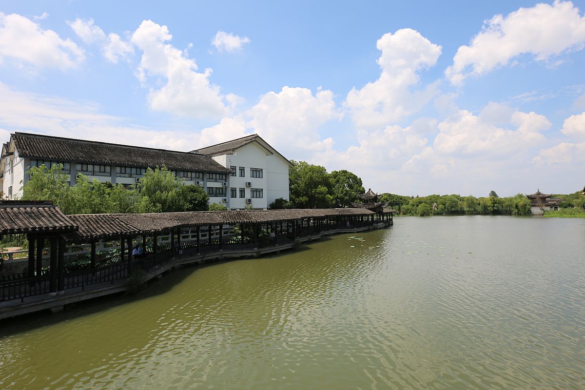 新时代大学生增强国防观念和履行国防义务的途径