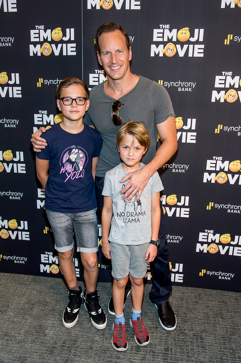 末日重生：觉醒异能，他化身吸血鬼！