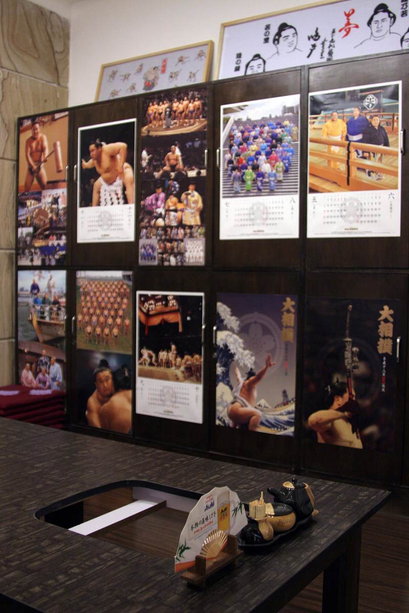 2005年12月29日,中国内地成为日本相扑力士第一人的王瑜在上海浦东首