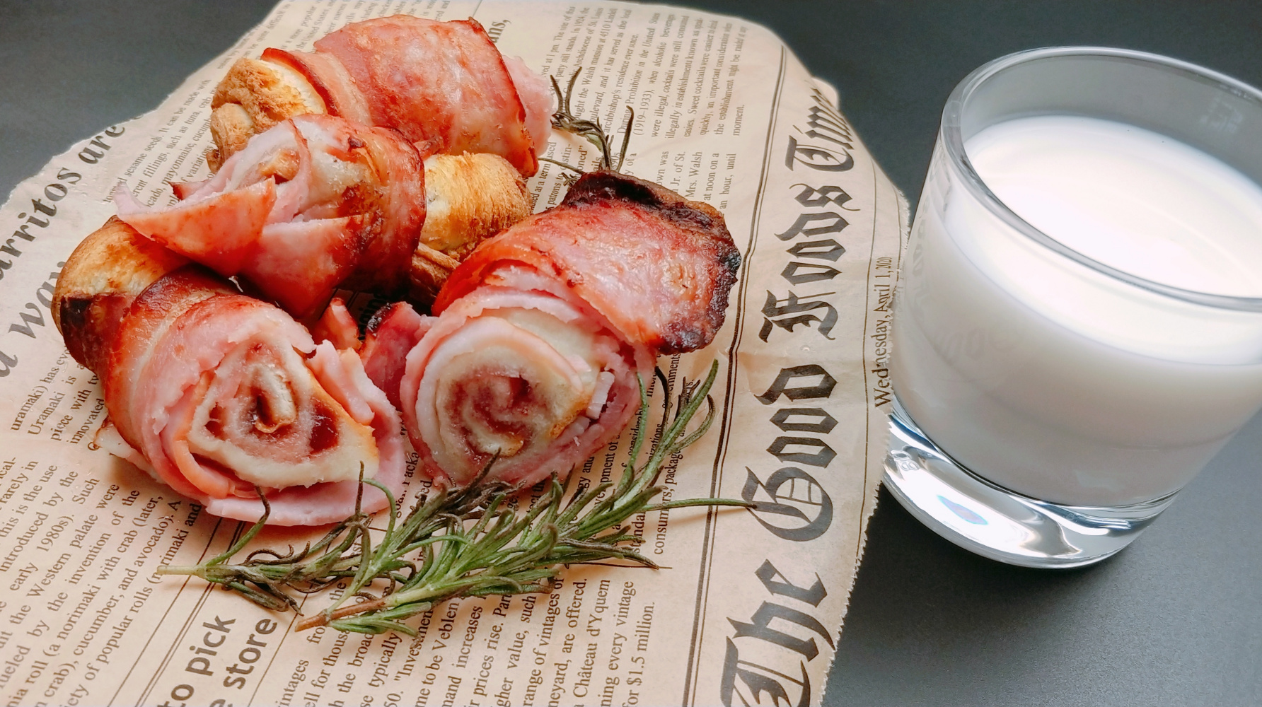 这种早餐您一定没吃过,培根加面包,营养美味又健康