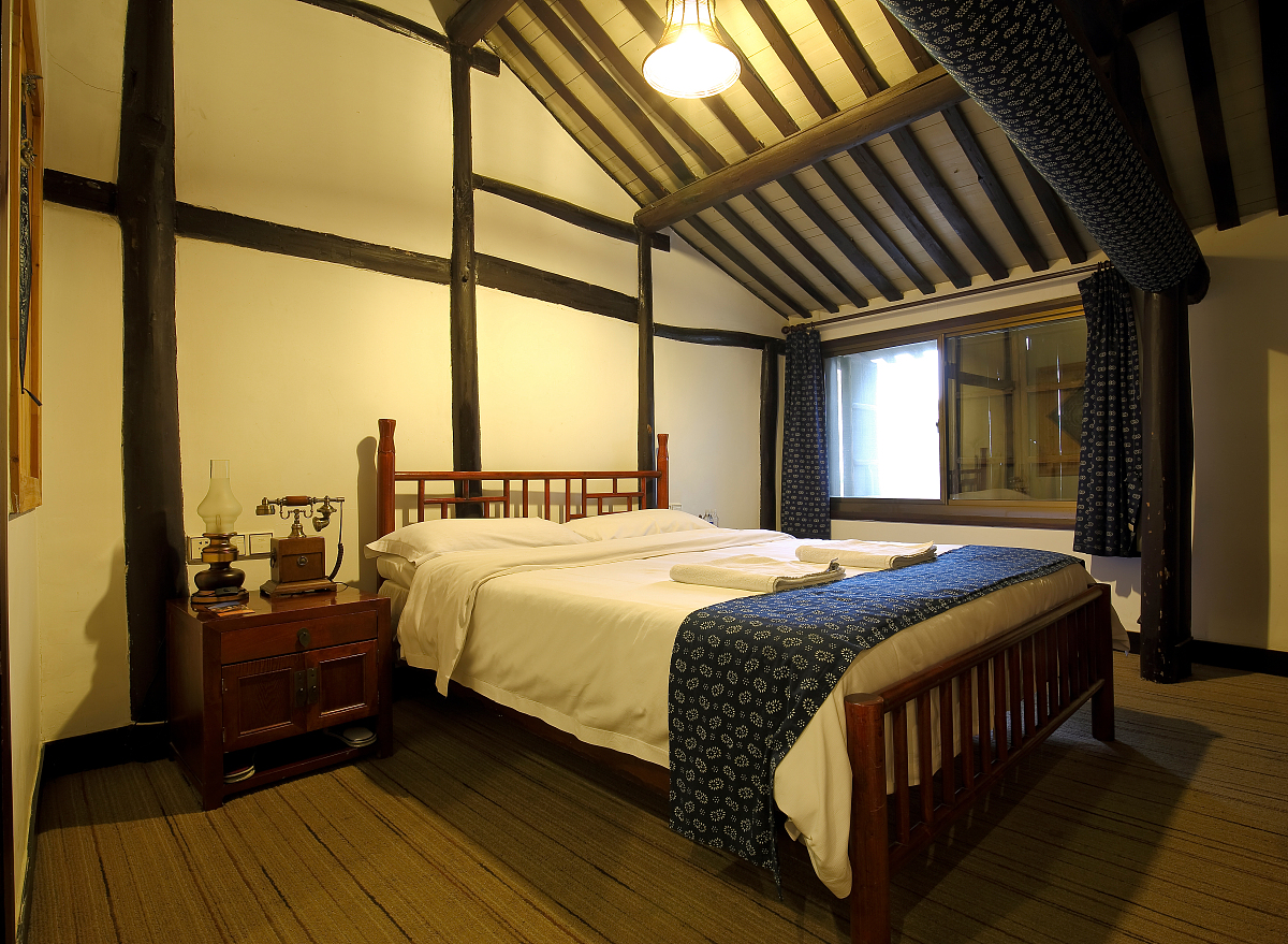 结合文旅部规范旅游市场秩序的通知用2023年相关热点案例做一千字总结